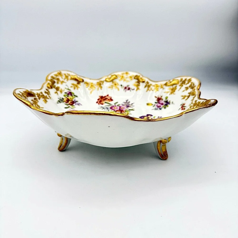 Centerpiece Footed Bowl Porcelain Rococo Gold Gilt Hand Painted Floral 9.5